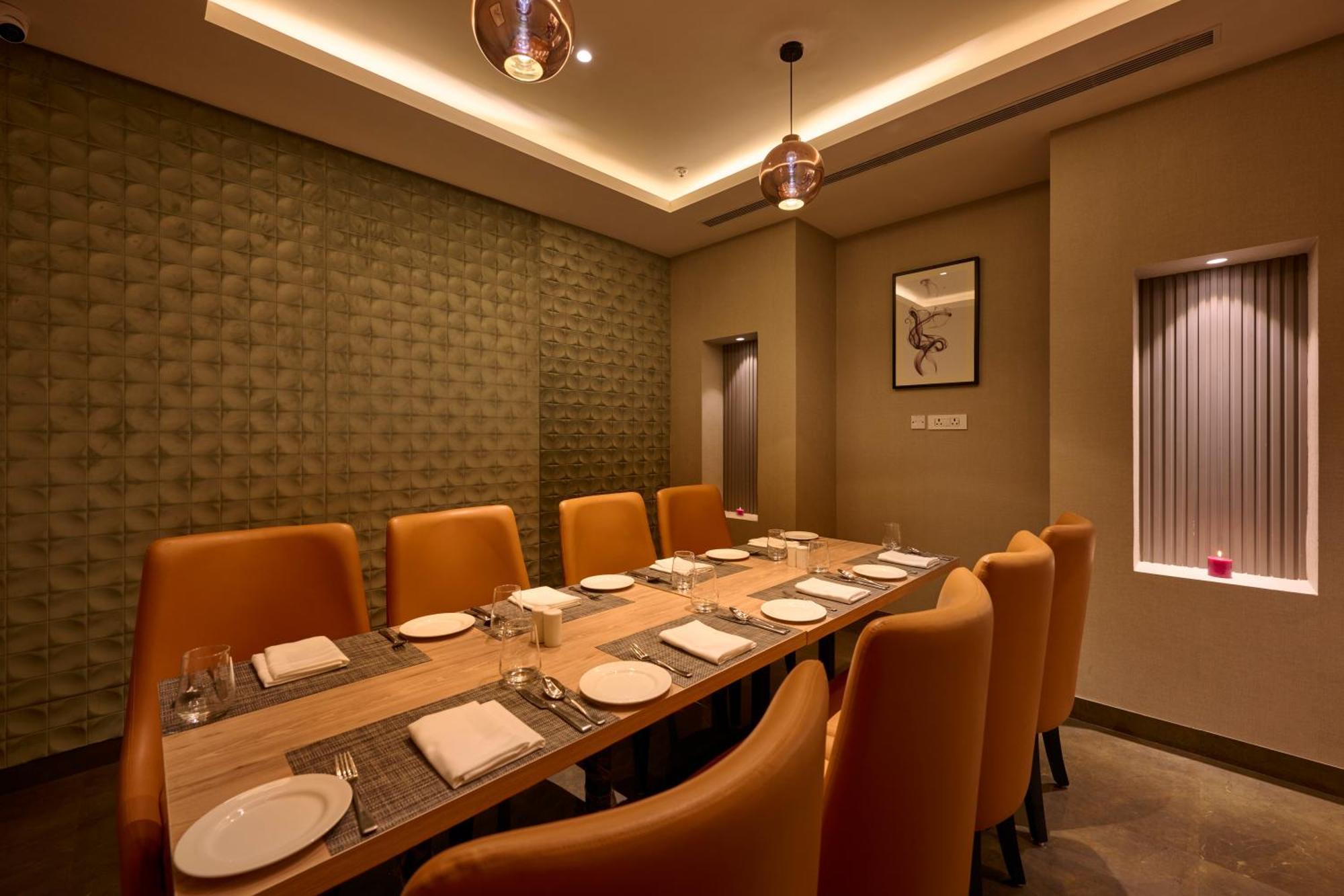Delite Sarovar Portico Faridabad Exterior foto